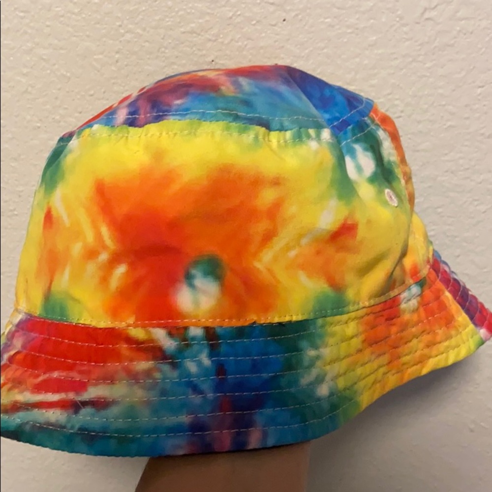 the dye bucket hat
